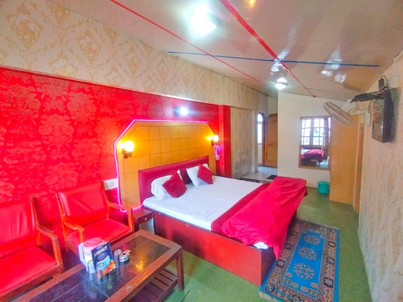 Hotel Gilbert Mountain View - Manali (Himachal Pradesh) — Photos 3